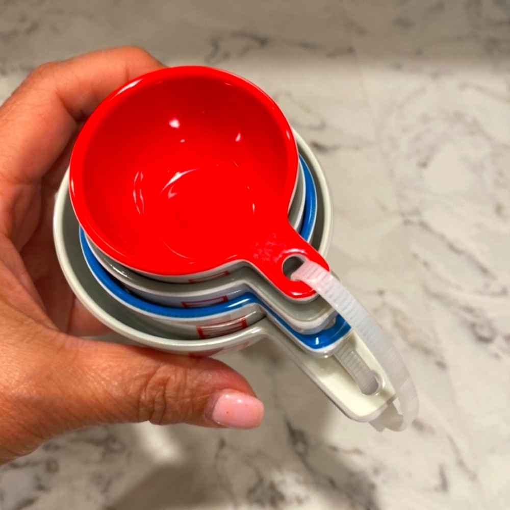 Marvel Measuring Cups New - Picture 4 of 4